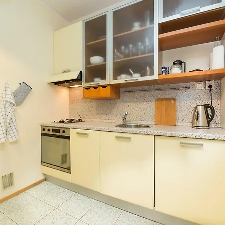 Large Downtown Apartmán *
